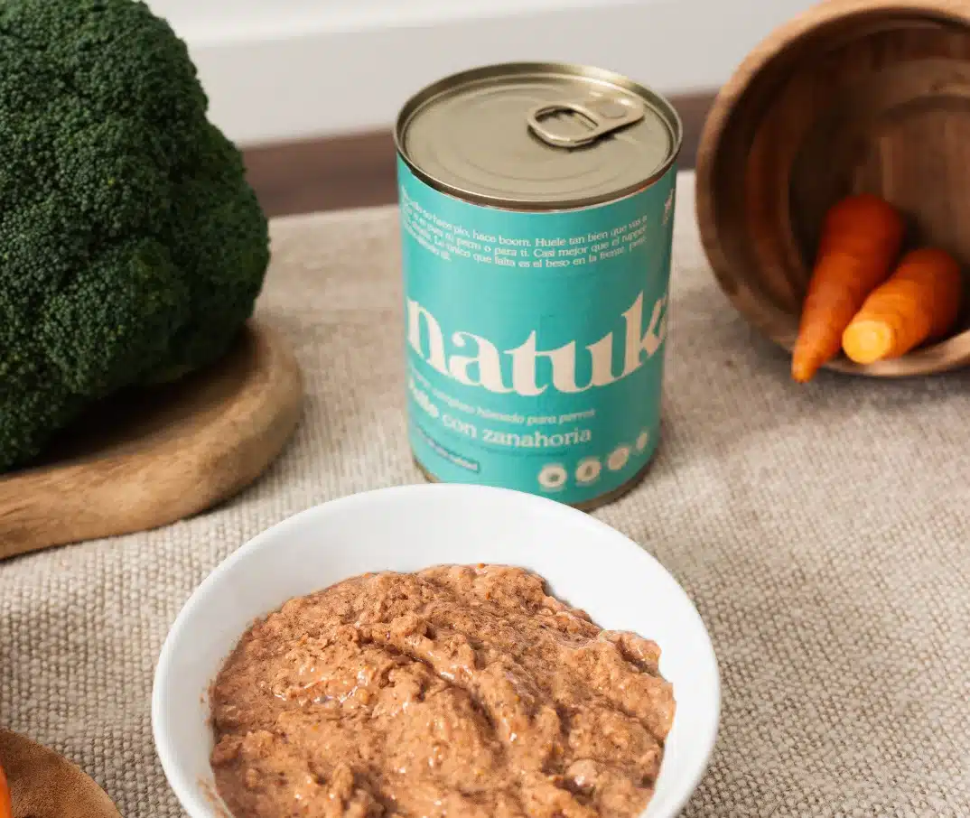 Natuka Lata de Pollo con Zanahorias